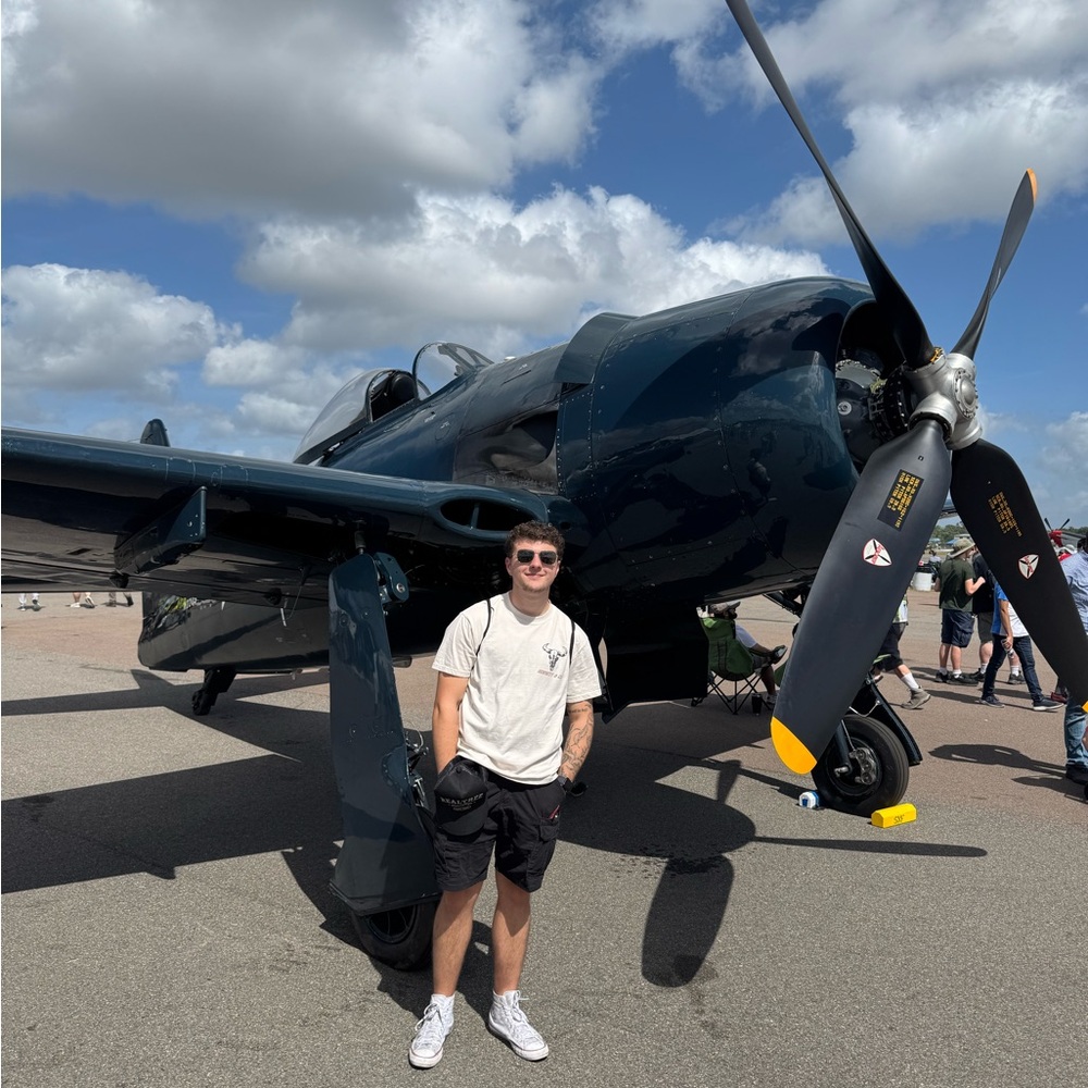 Meet your Posher, Easton